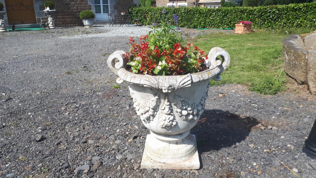 Gite De Bon Air Sens-de-Bretagne Luaran gambar